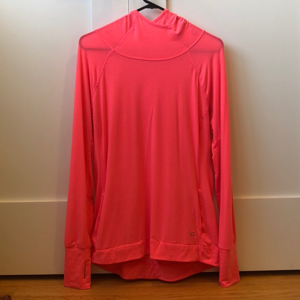 GAP - Bright Pink Athletic Top